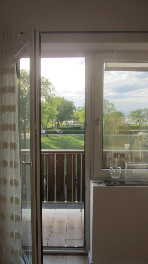 Appartement Am See Podersdorf am See Exterior photo